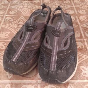 Easy Spirit slipon Sneakers | Dk Grey | 7M | A1237